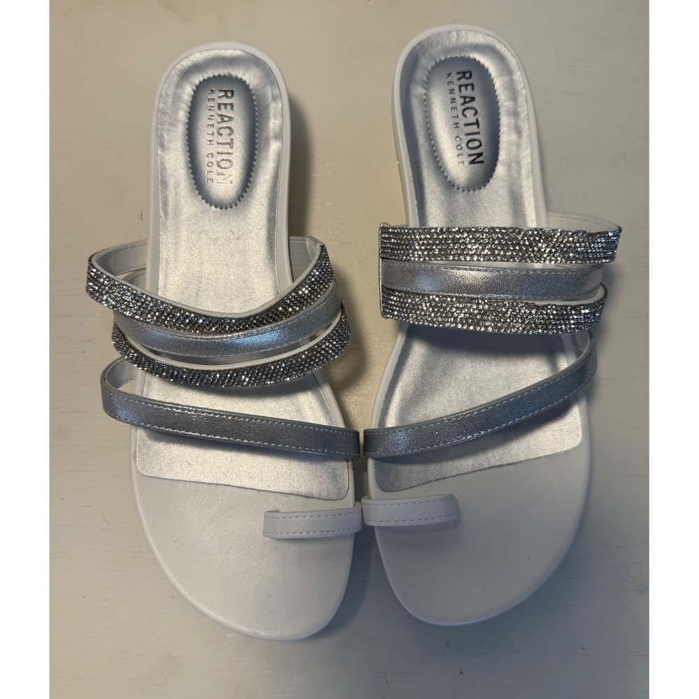 Reaction Kenneth Cole Women Silver Rhinestone‎ Flat Platform Sandals Size 8.5